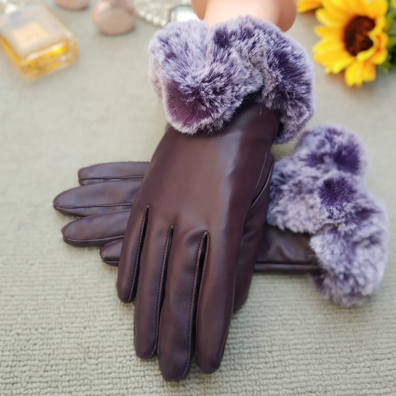 Womens Winter Fashionable Leather Touchscreen Gloves With A Wide U-shape Cuff — image 7